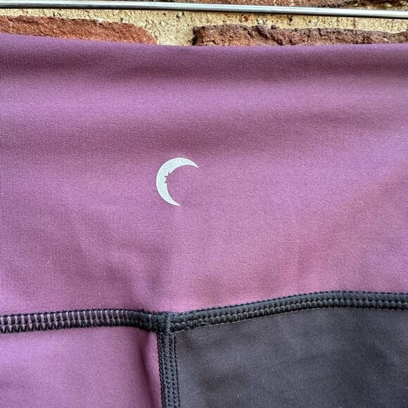 ZYIA Active Womens Hi-Rise Joker Light N Tight 28" Leggings Purple Black 6-8 NEW - Picture 5 of 10